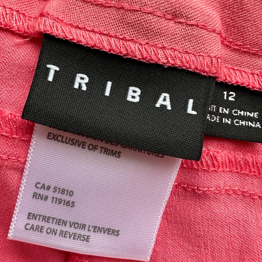 Tribal Pull on Shorts size 12 with 2 front pockets and faux fly - Picture 6 of 11